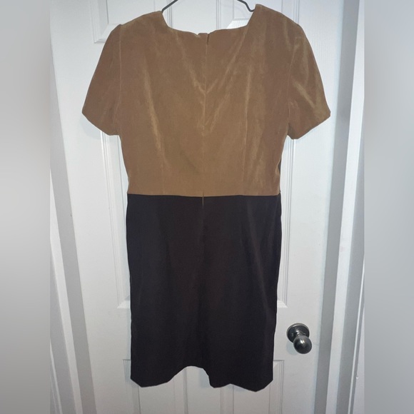 Suede Colour-block Fall Dress - Picture 2 of 3